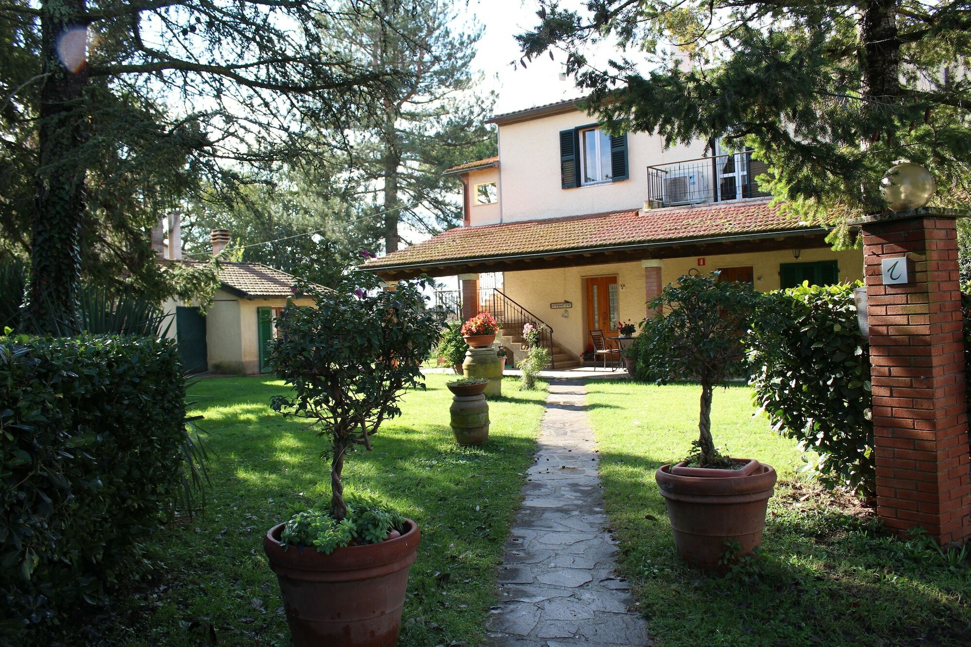 مونتيميرانو Agriturismo Il Capannone المظهر الخارجي الصورة